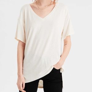 American Eagle V-neck T-shirt